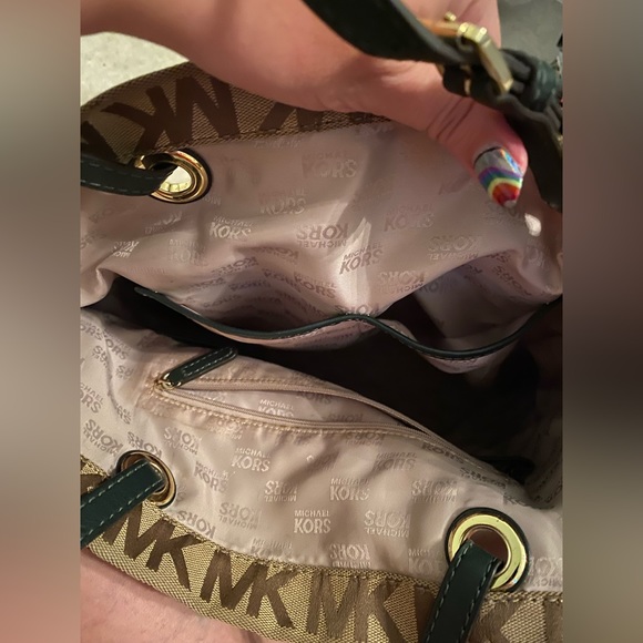 Michael Kors Tote w/ Green Straps - Picture 12 of 12